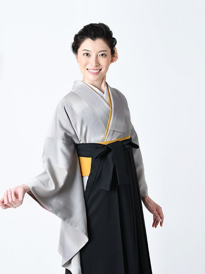 新品 袴単品 卒業式用 はかま 袴のみ はかまのみ イベント グレー 袴〉グレー色 ストライプリーフ柄袴 【U060】｜卒業袴のレンタルはマイム