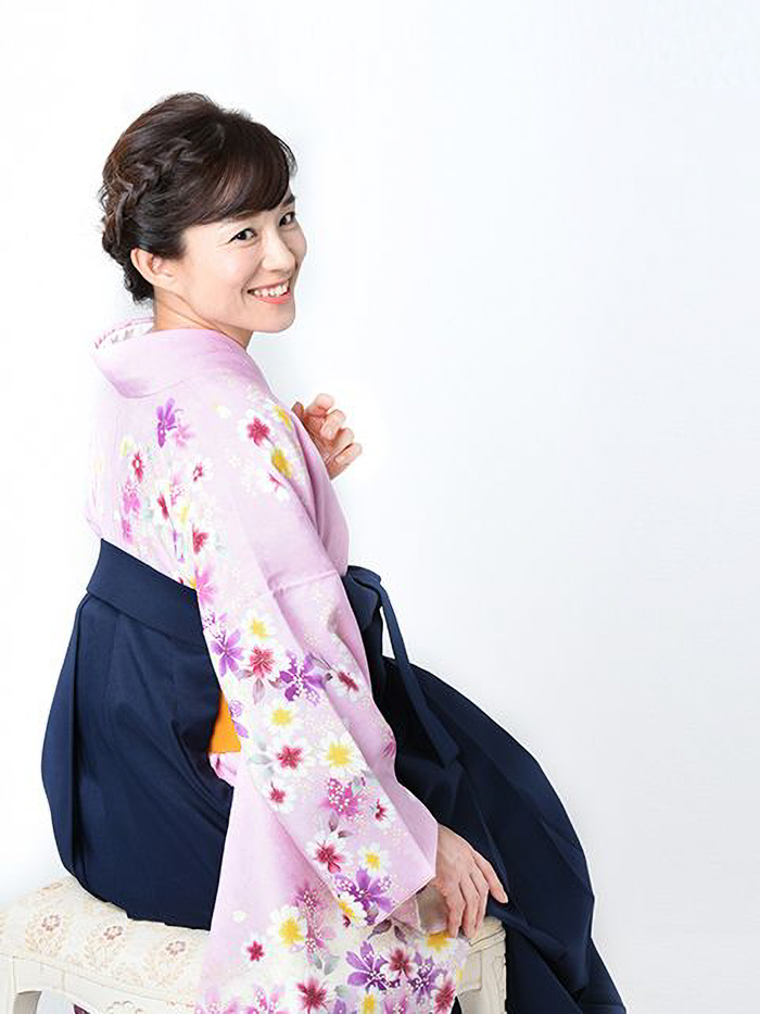 先生の卒業式での立ち姿