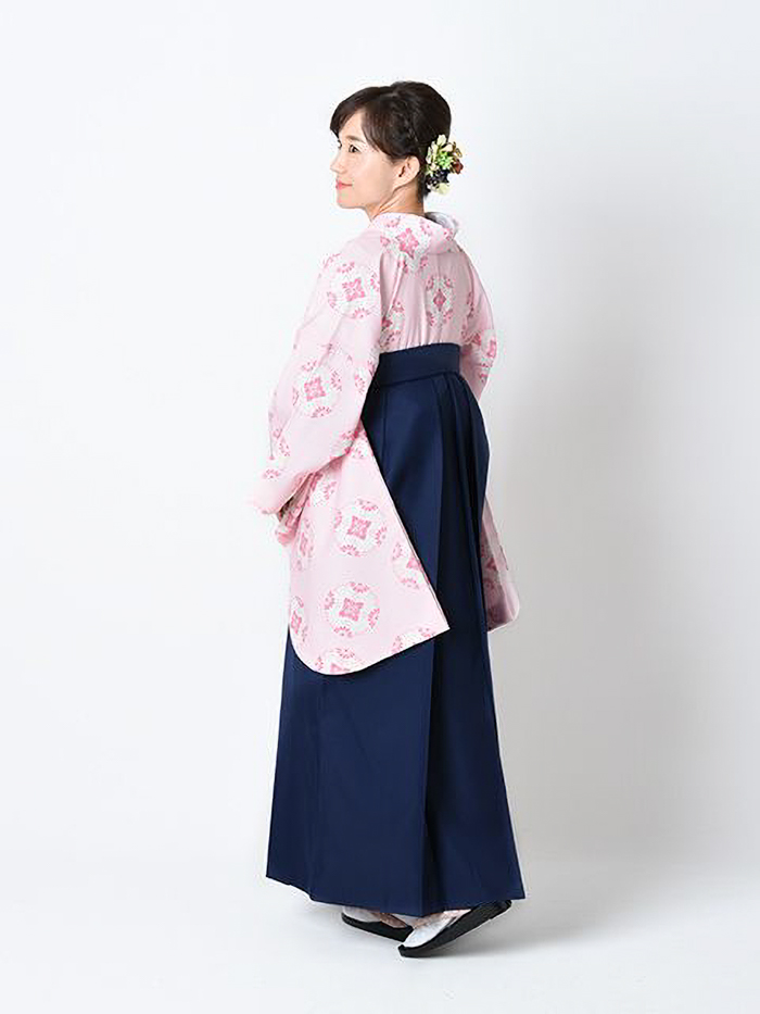 先生の卒業式での立ち姿