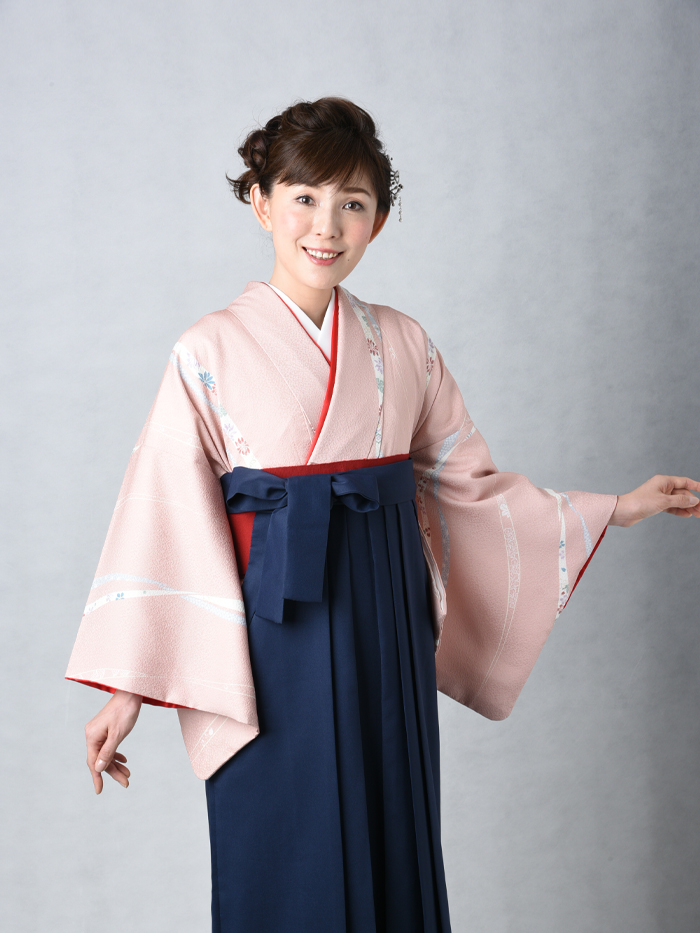 先生の卒業式での立ち姿