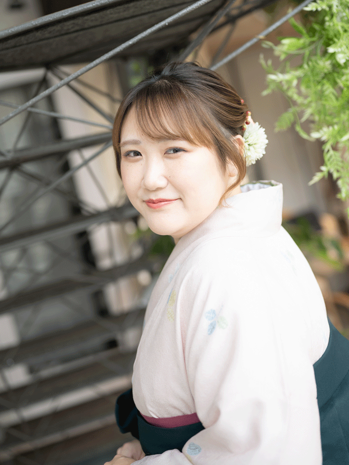 先生の卒業式での立ち姿