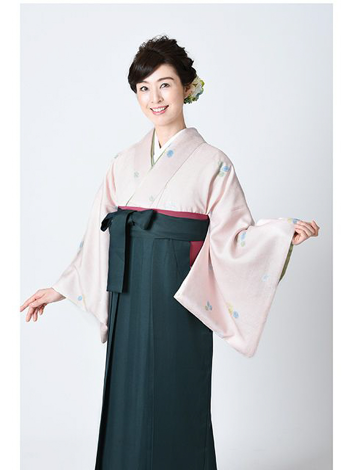 先生の卒業式での立ち姿
