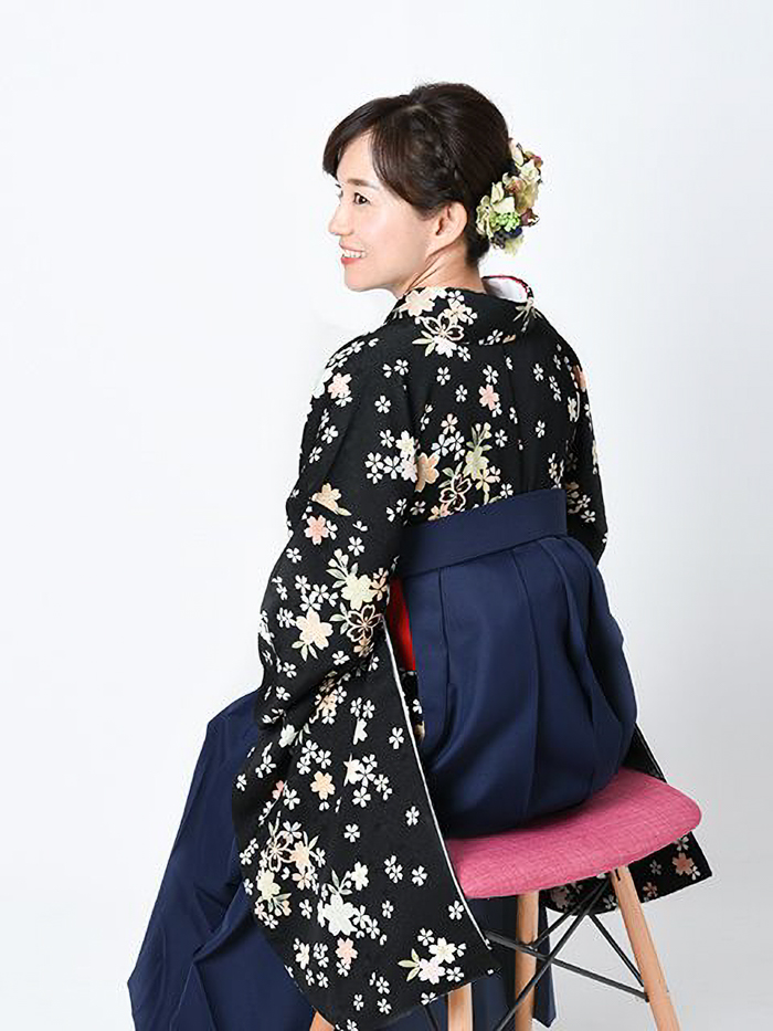 先生の卒業式での立ち姿