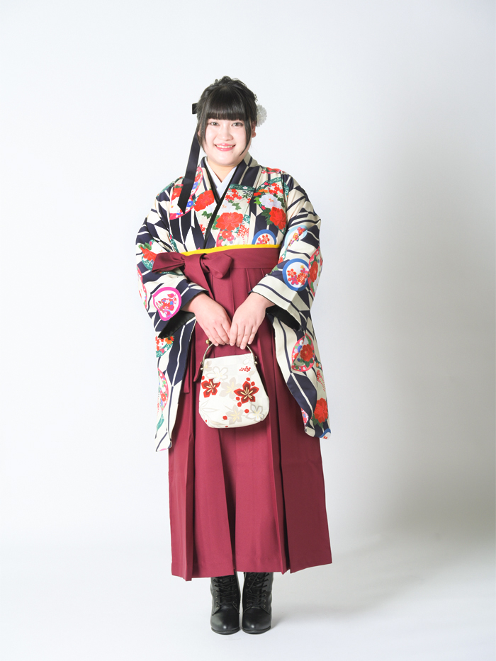 先生用卒業レンタル袴の柄アップ