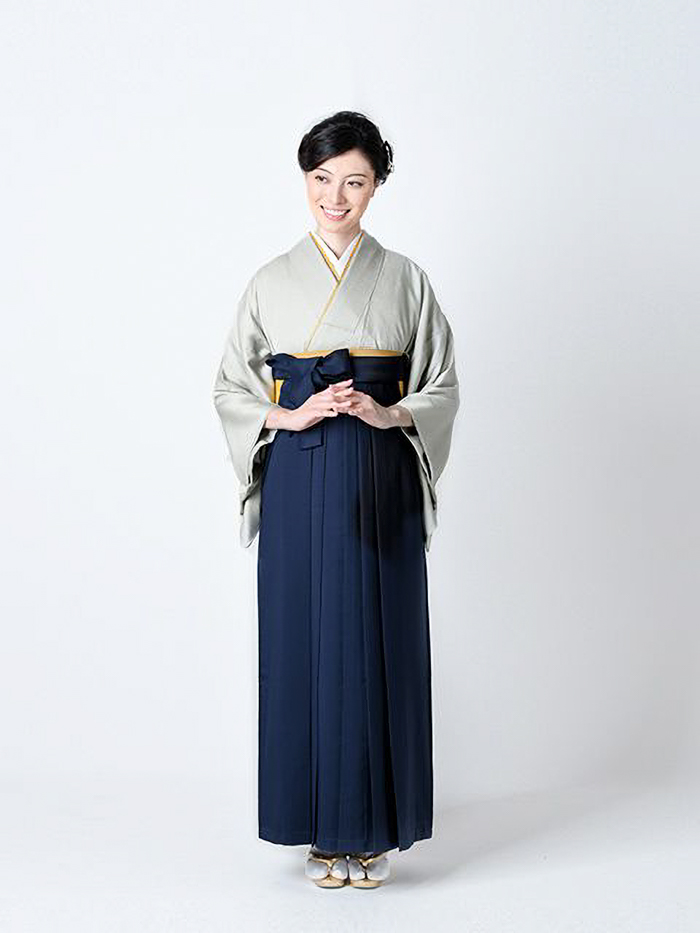 袴レンタル｜卒業式｜先生・教員用 着物のみ｜色無地青磁色