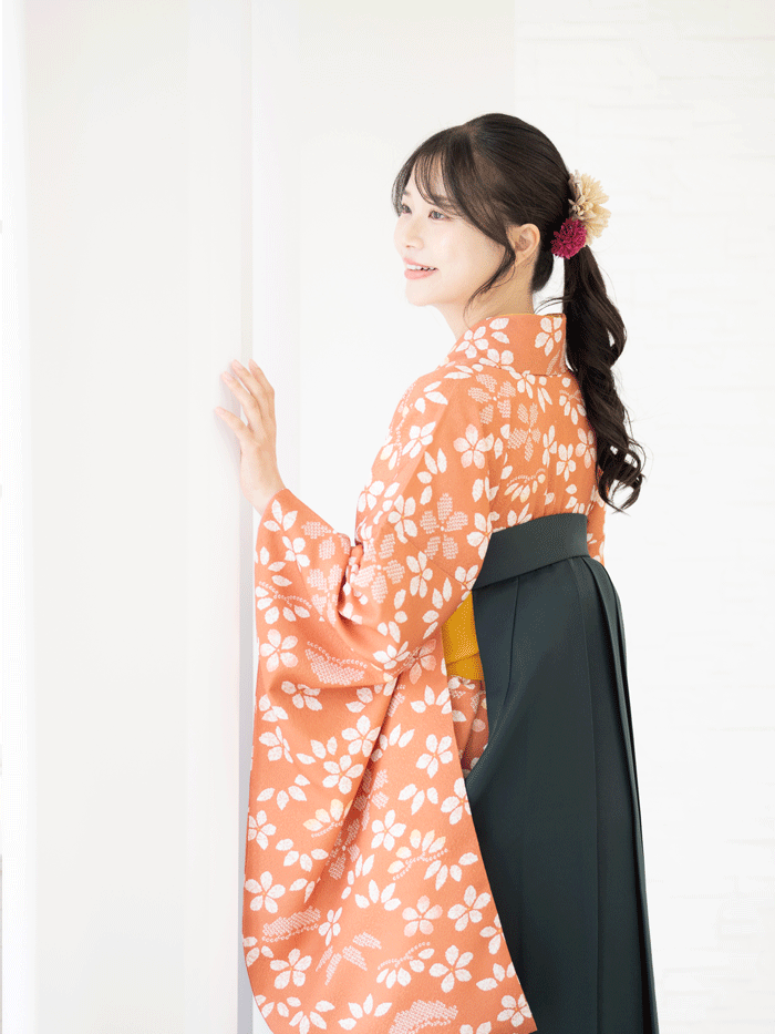 先生の卒業式での立ち姿