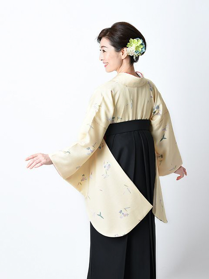先生の卒業式での立ち姿