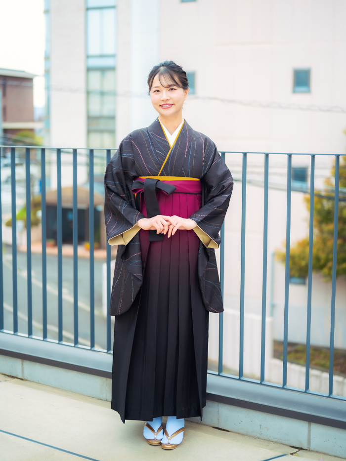 先生の卒業式での立ち姿