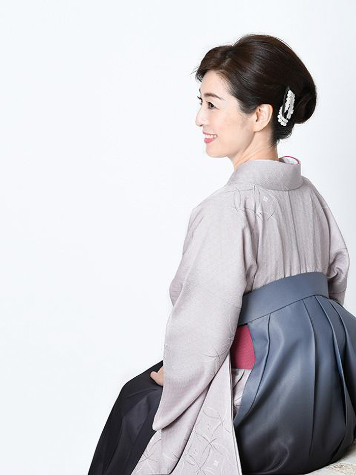 先生の卒業式での立ち姿