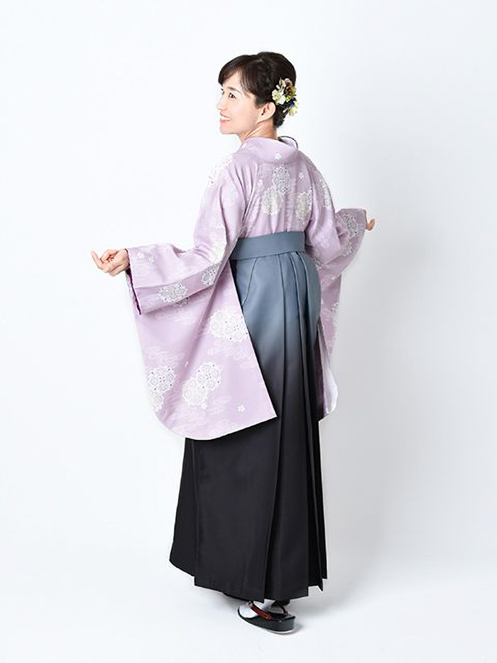 先生の卒業式での立ち姿