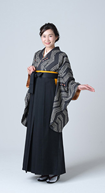 40代先生人気の黒はかま